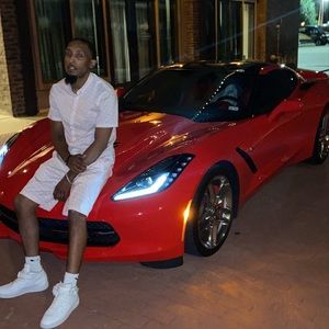 Meet your Posher, Kenneth